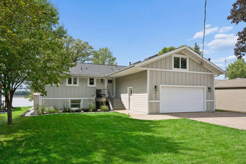 421 Shoreacres Dr, Big Lake, MN 55309