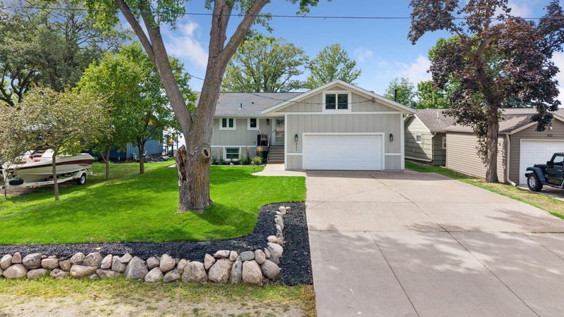 421 Shoreacres Dr, Big Lake, MN 55309