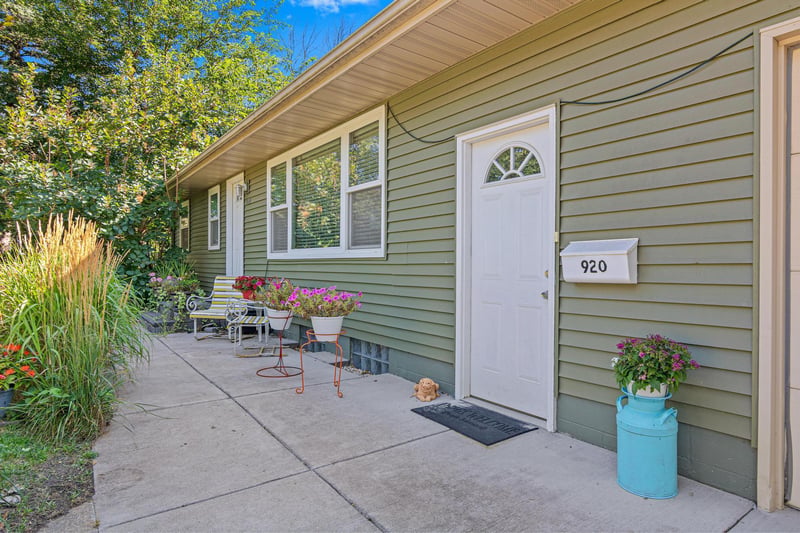 920 Westwood Ln, Anoka, MN 55303