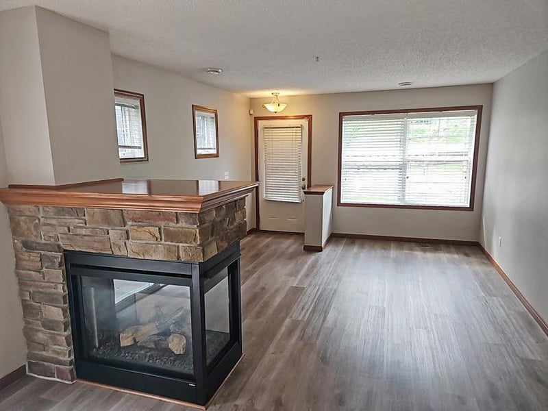 15385 60th Ave N, Plymouth, MN 55446