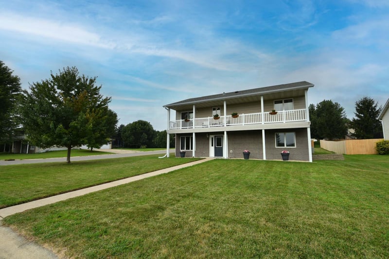 101 6th Ave NE, Elgin, MN 55932