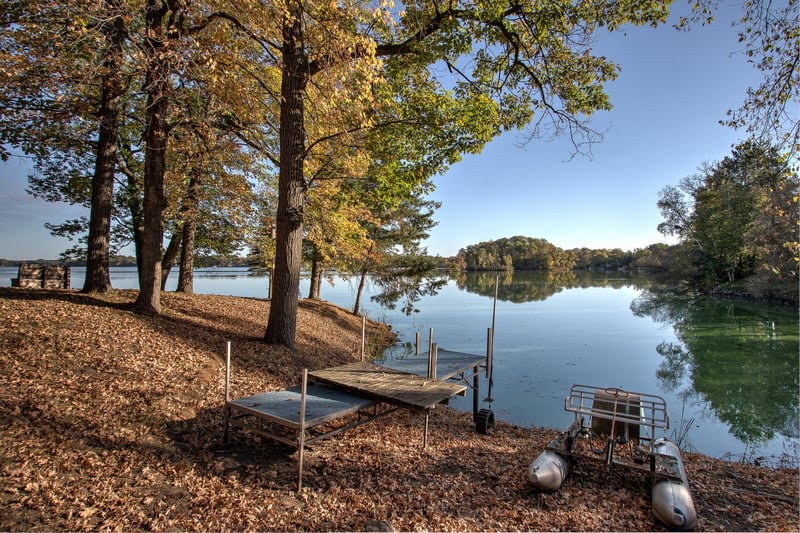 2097 Peninsula Dr, Mora, MN 55051