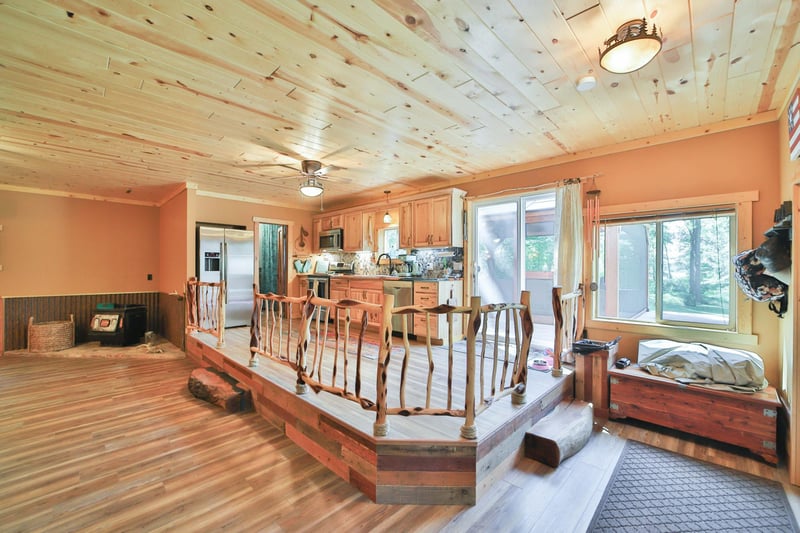 1899 Fern Trl NE, Remer, MN 56672