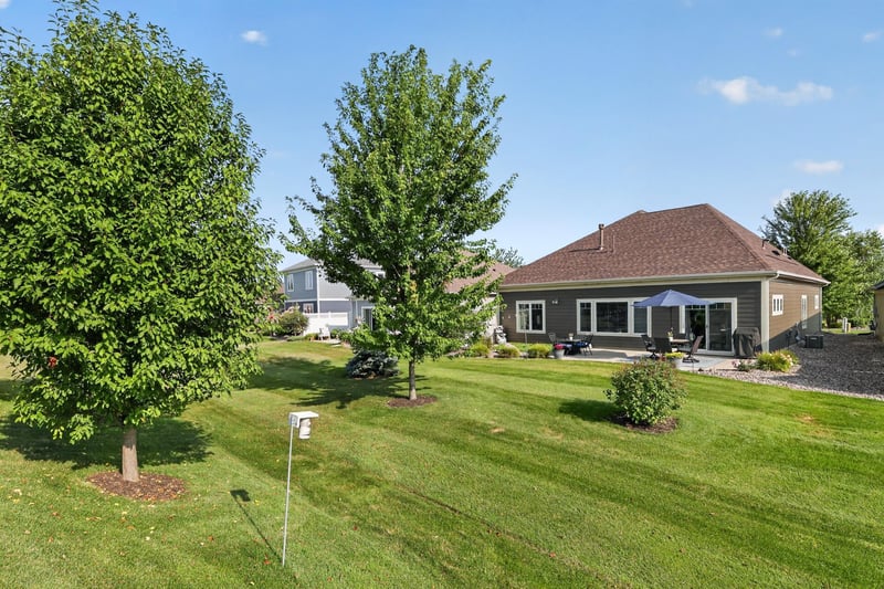 8789 Upper 7th Pl, Lake Elmo, MN 55042