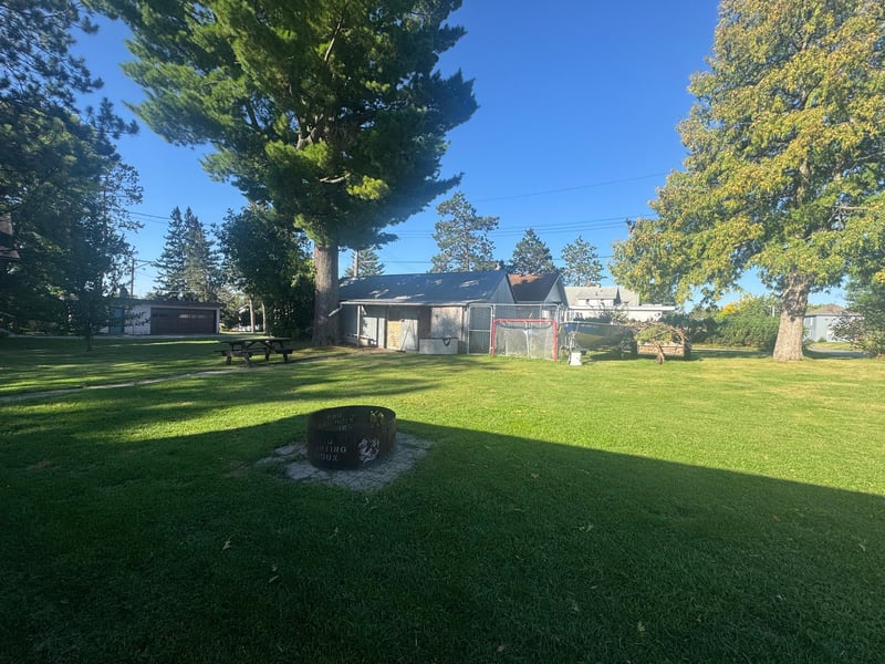 421 Geary Ave NE, Bagley, MN 56621