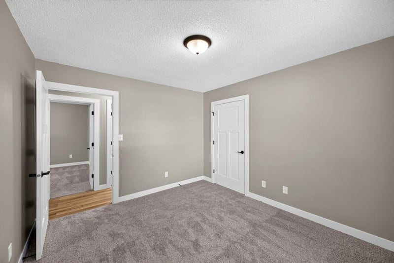 610 Jefferson Ave SW, Eyota, MN 55934