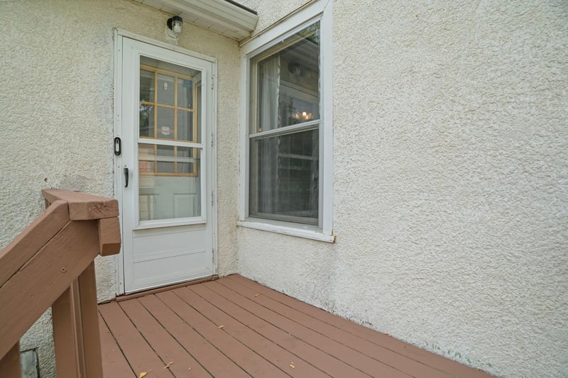 1974 Stillwater St, White Bear Lake, MN 55110