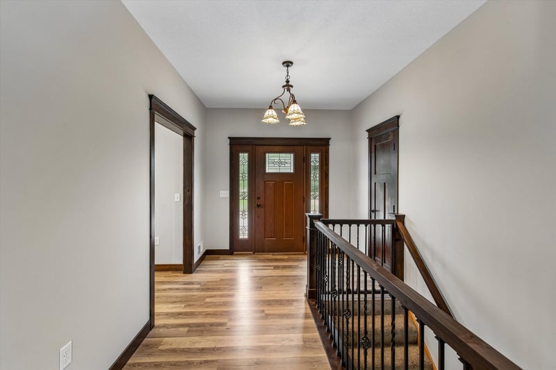 6176 W 214th St, Jordan, MN 55352