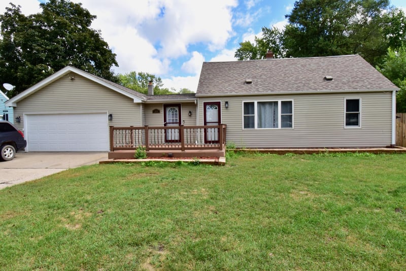 5366 Saint Stephens St, Mounds View, MN 55112