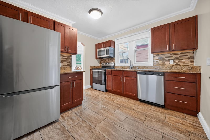 3947 Dupont Ave N, Minneapolis, MN 55412