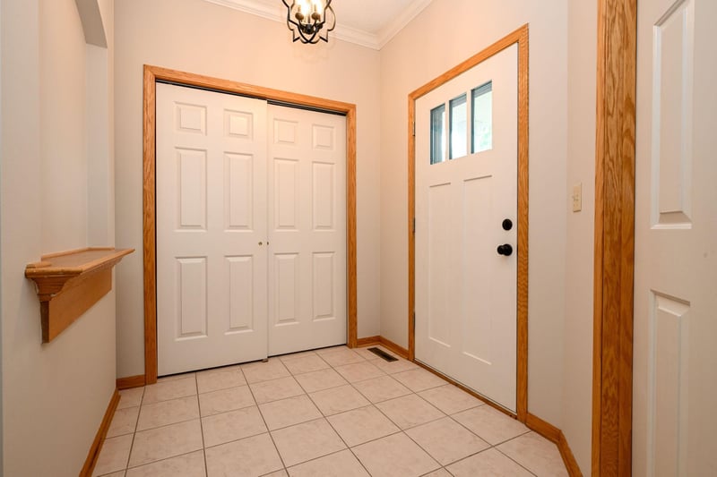 4210 Lawndale Ln N, Plymouth, MN 55446