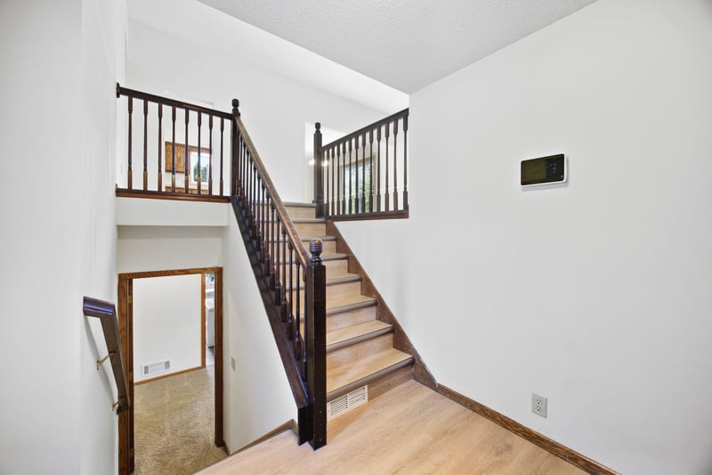 8818 N Brook Ave N, Brooklyn Park, MN 55428