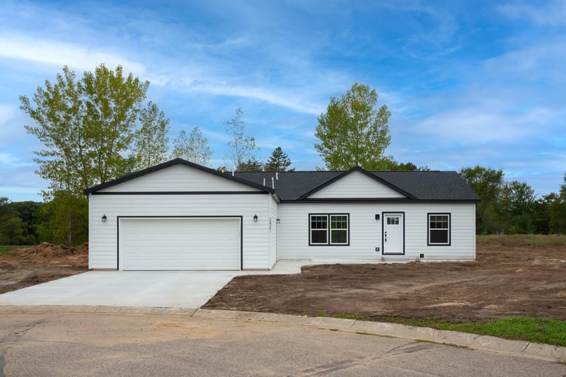 2421 Oak Preserve Ct, Saint Cloud, MN 56304