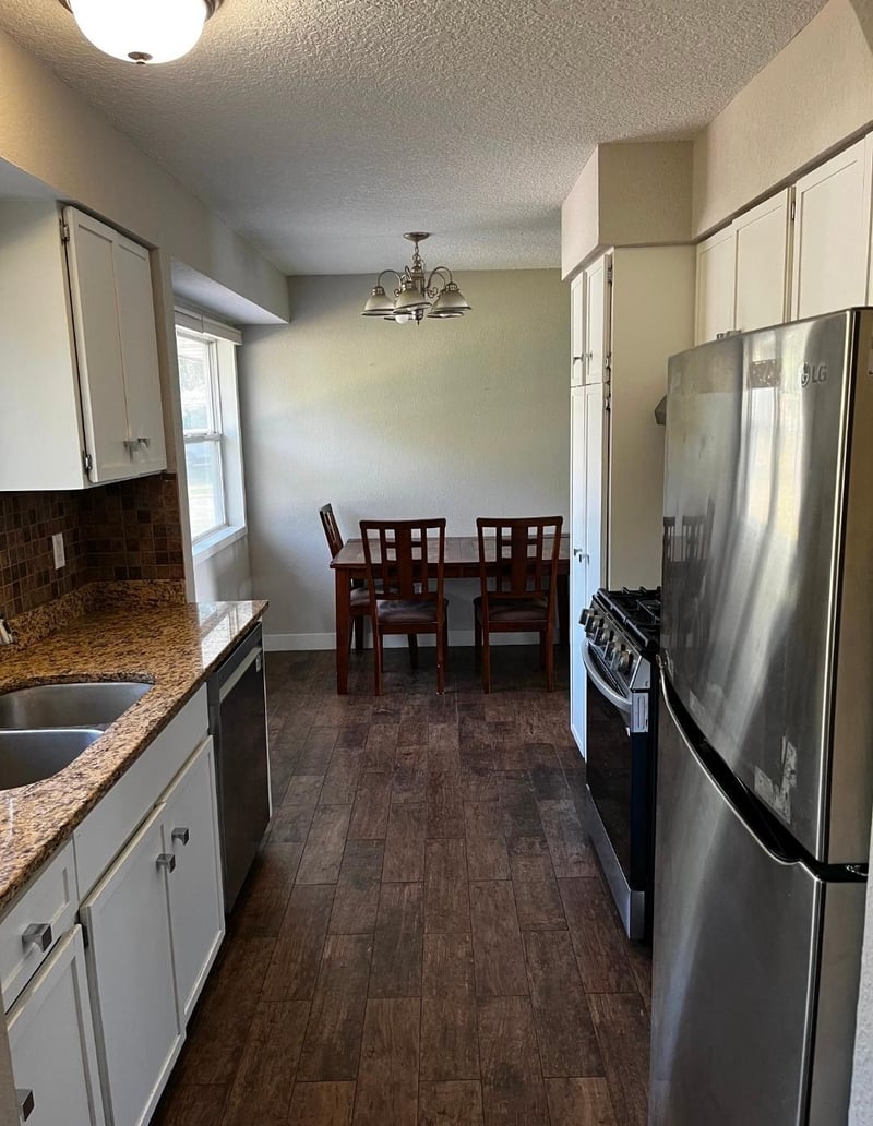 10361 Uplander St NW, Coon Rapids, MN 55433