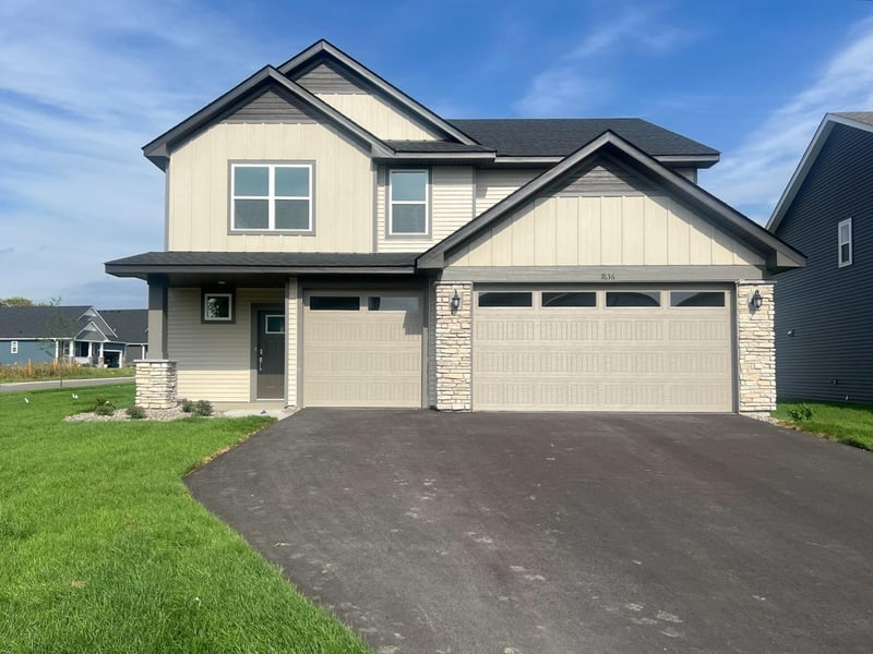 7636 Lotus Ln, Lino Lakes, MN 55038