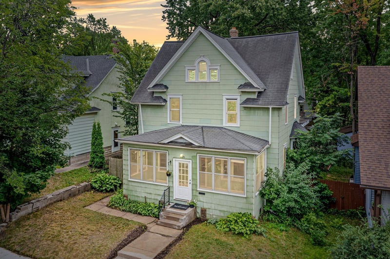 1070 Minnehaha Ave E, Saint Paul, MN 55106