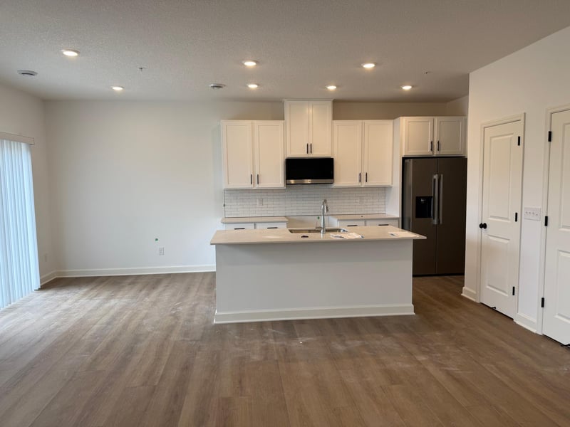10551 Harbor Ln N, Maple Grove, MN 55369