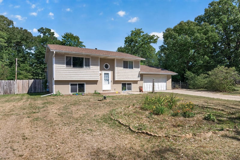 8571 240th Ave NE, Stacy, MN 55079
