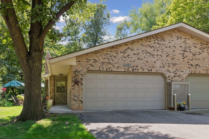15035 20th Ave N, Plymouth, MN 55447