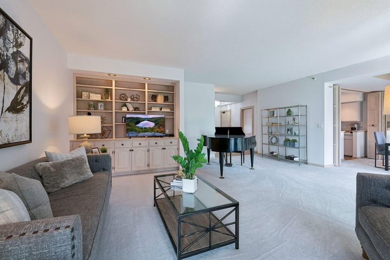 1235 Yale Pl #709, Minneapolis, MN 55403