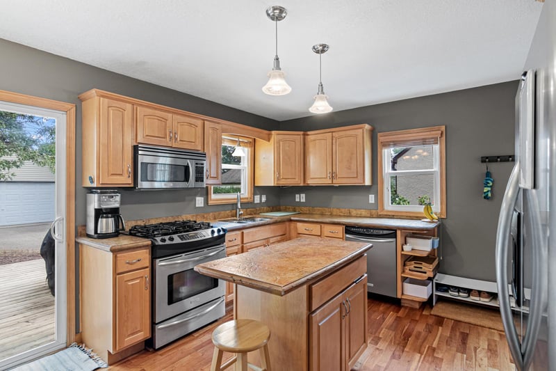 3975 Brunswick Ave S, Saint Louis Park, MN 55416
