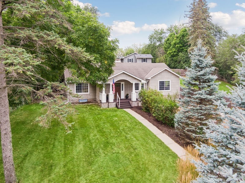 5112 Willow Ln, Minnetonka, MN 55345