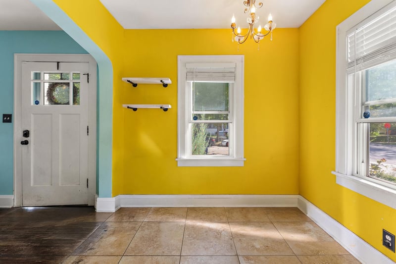 4252 Oakland Ave, Minneapolis, MN 55407