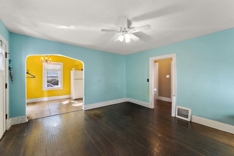 4252 Oakland Ave, Minneapolis, MN 55407