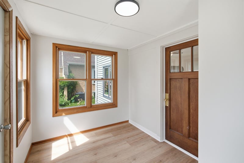 618 Park Ave, North Mankato, MN 56003