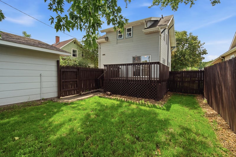 618 Park Ave, North Mankato, MN 56003