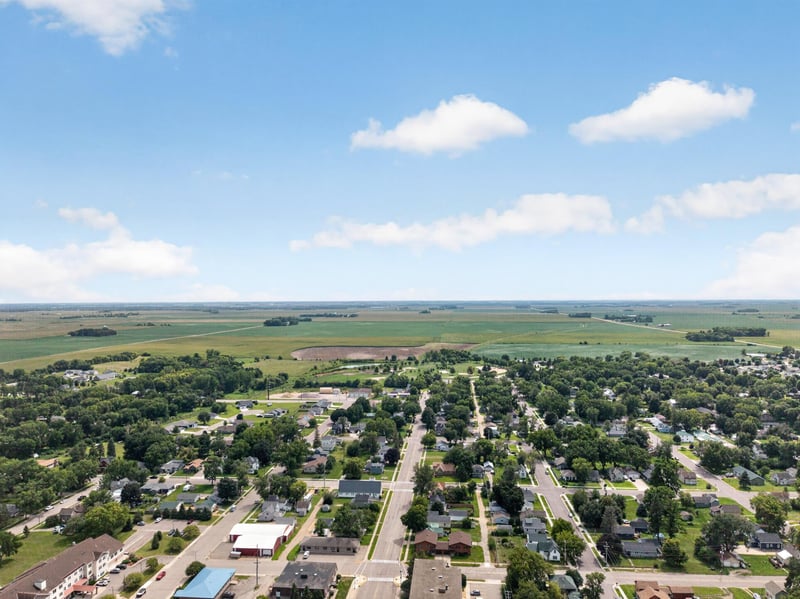 202 N Lincoln St, Lake Crystal, MN 56055