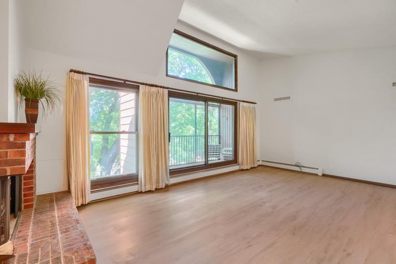 9600 Portland Ave S #317, Bloomington, MN 55420
