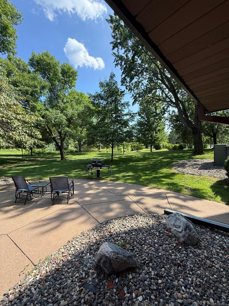 9600 Portland Ave S #317, Bloomington, MN 55420