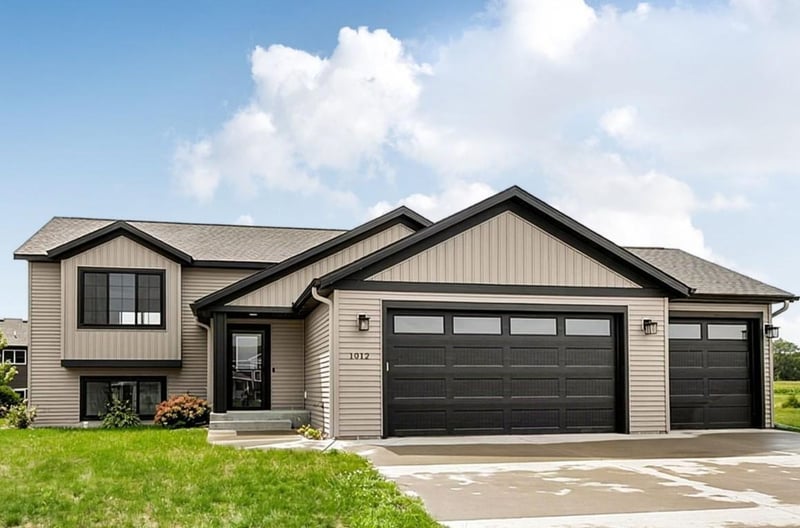 1012 26th Street Loop, Sartell, MN 56377