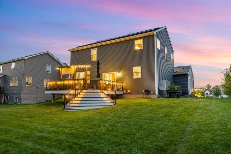 1420 Summit Ct, Stillwater, MN 55082