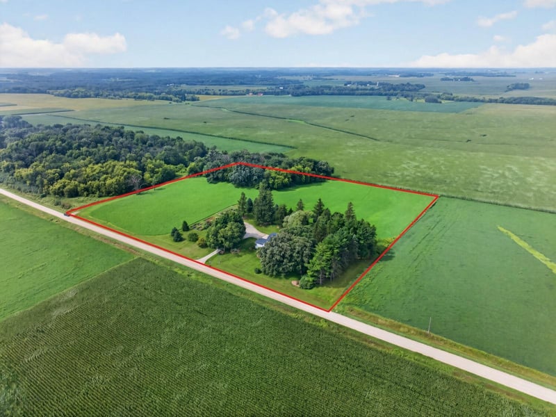 59493 272nd Ave, Mantorville, MN 55955
