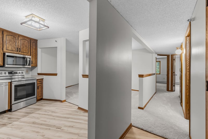 3150 Glen Oaks Ave #108A, White Bear Lake, MN 55110