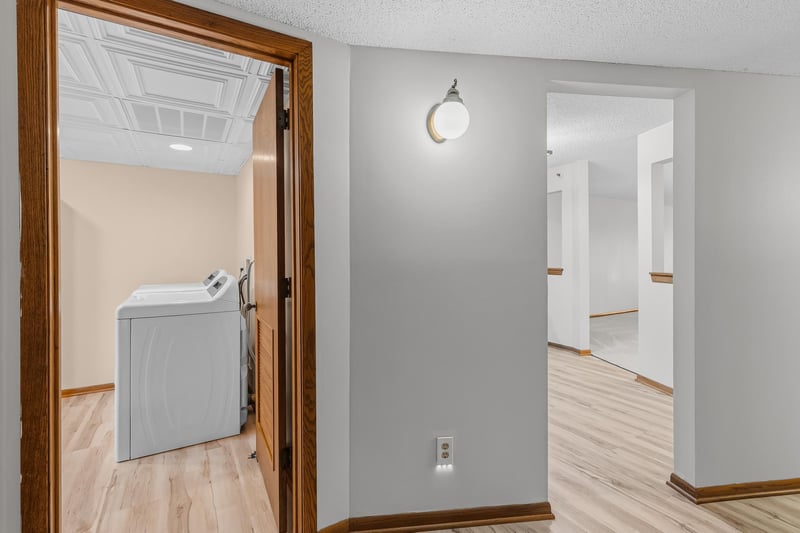 3150 Glen Oaks Ave #108A, White Bear Lake, MN 55110