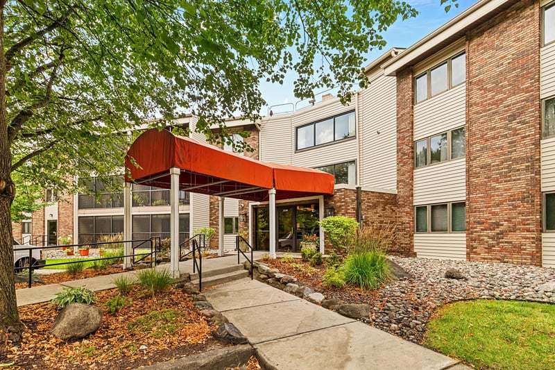 3150 Glen Oaks Ave #108A, White Bear Lake, MN 55110