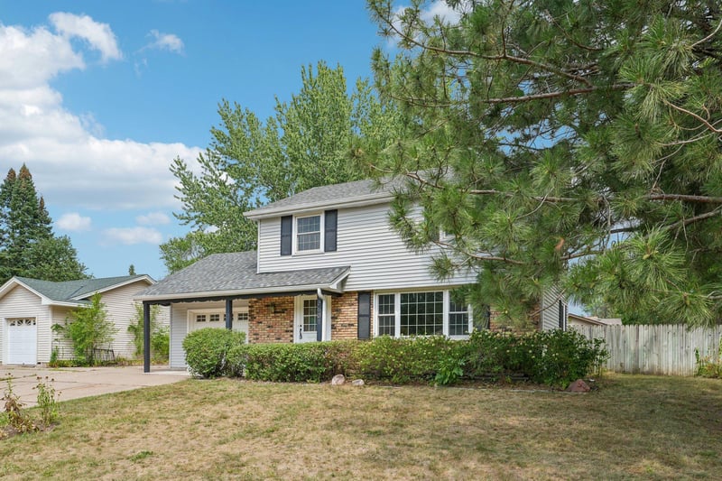 2601 103rd Ave NW, Coon Rapids, MN 55433