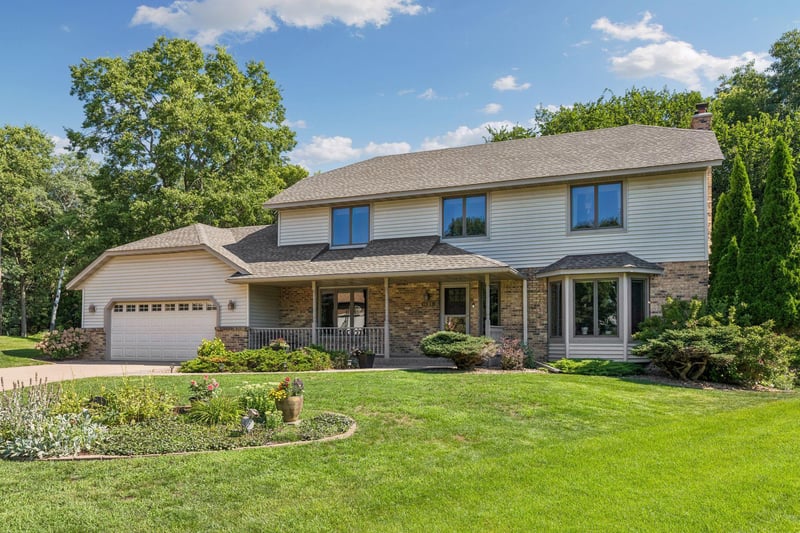 1635 Mallard Cir, Eagan, MN 55122