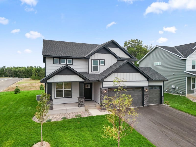 8644 Periwinkle Blvd, Woodbury, MN 55129