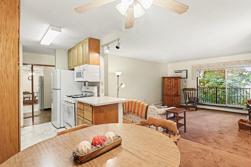 4201 Lakeside Ave N #307, Brooklyn Center, MN 55429