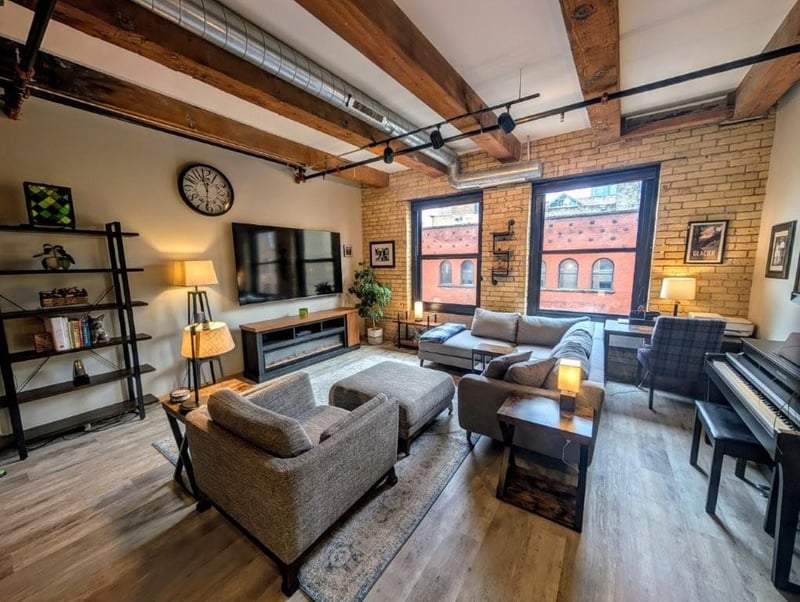 406 Wacouta St #409, Saint Paul, MN 55101
