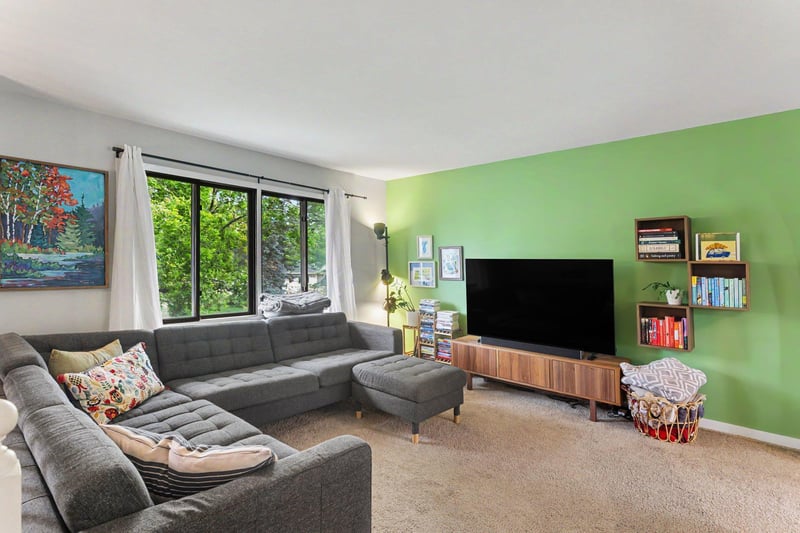 12350 Gladiola St NW, Coon Rapids, MN 55433