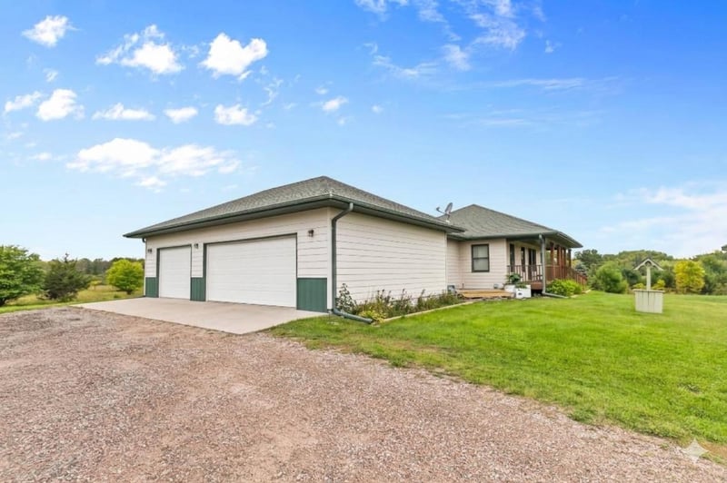 42790 Elmcrest Ave, Harris, MN 55032