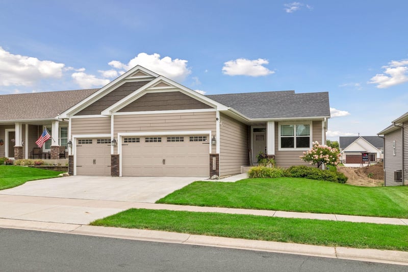 13358 Caffrey Ave, Rosemount, MN 55068