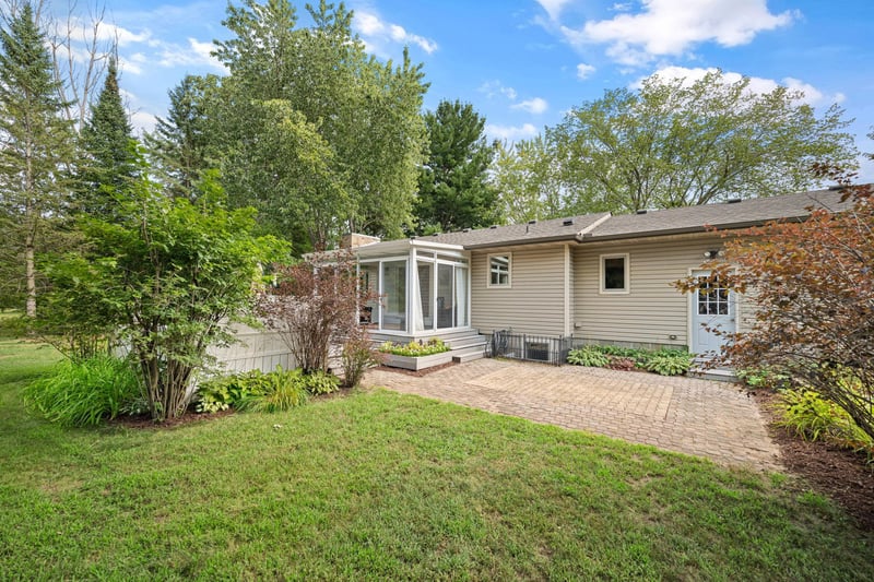 121 Marvy St, Lino Lakes, MN 55014