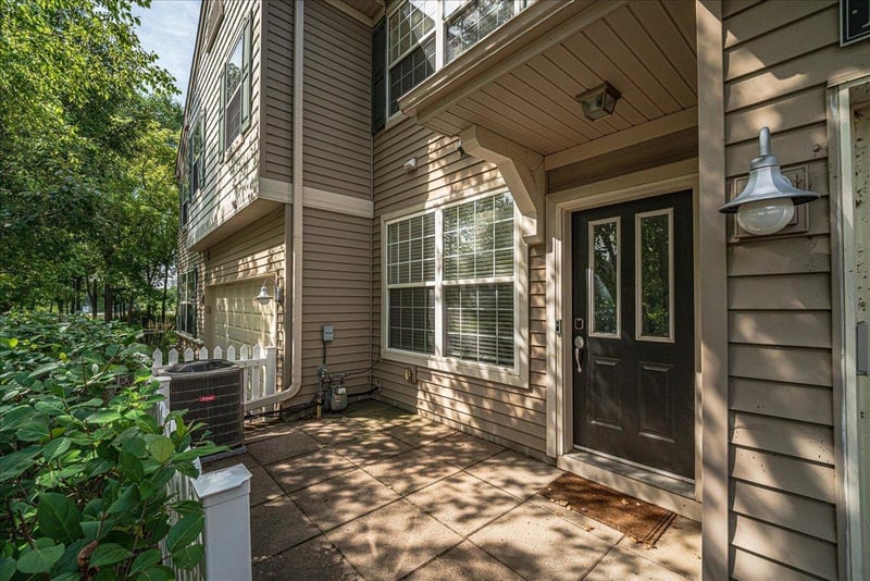13660 Brass Pw, Rosemount, MN 55068