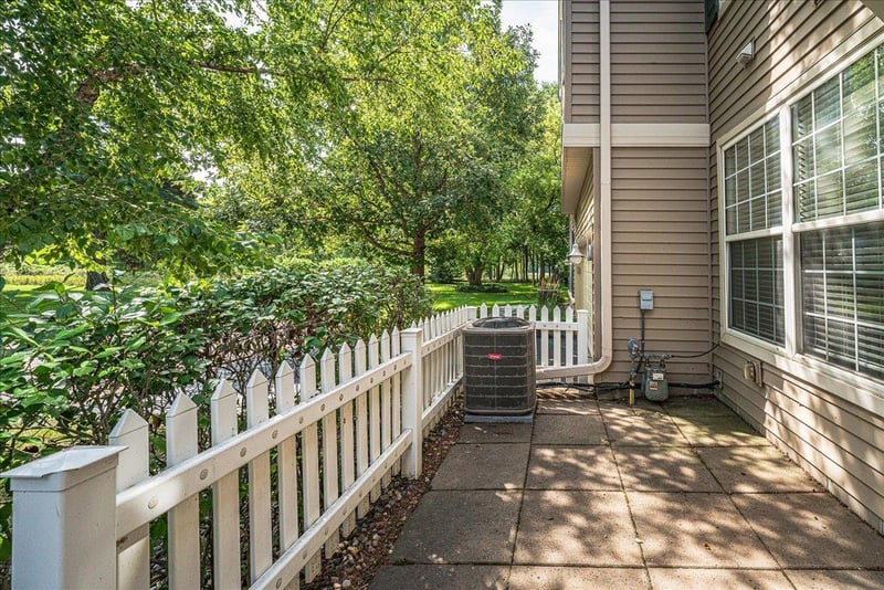 13660 Brass Pw, Rosemount, MN 55068